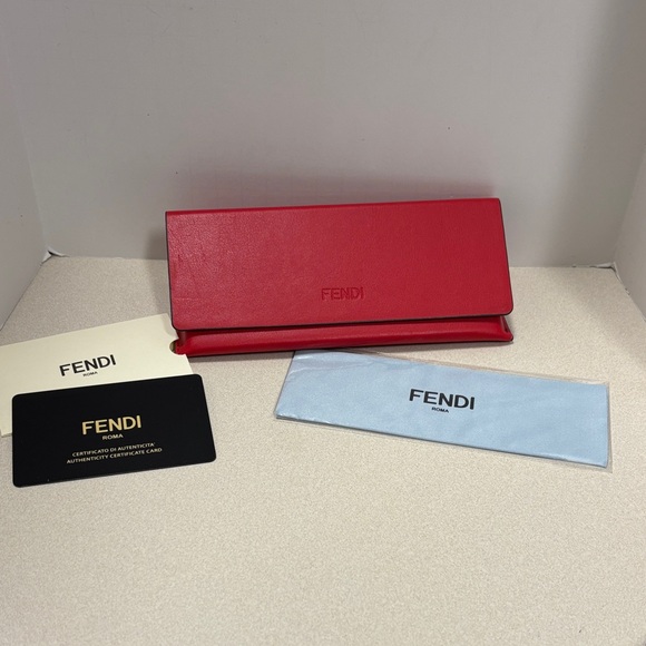 Fendi Scarlet Leather Eyeglass Case w/Cloth - Picture 2 of 8